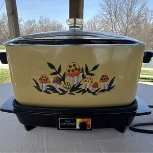 Vintage & Rare Sears Yellow MerryMushroom 6 qt Slow Cooker